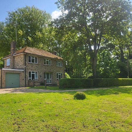 The Farmhouse - Linton Horseheath Villa Bagian luar foto